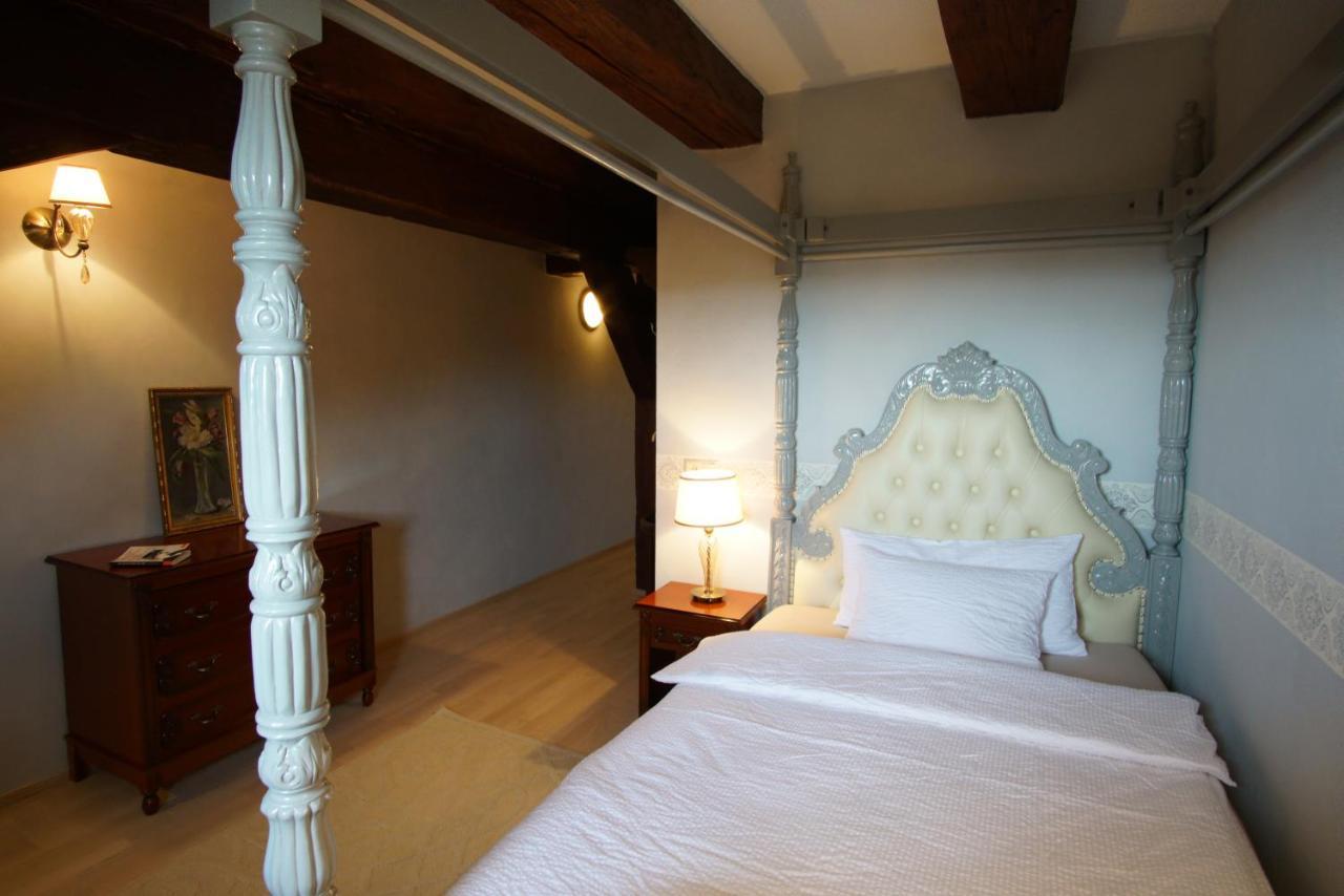 Hotel & Tagungszentrum Schloss Hohenfels Hohenfels  Esterno foto