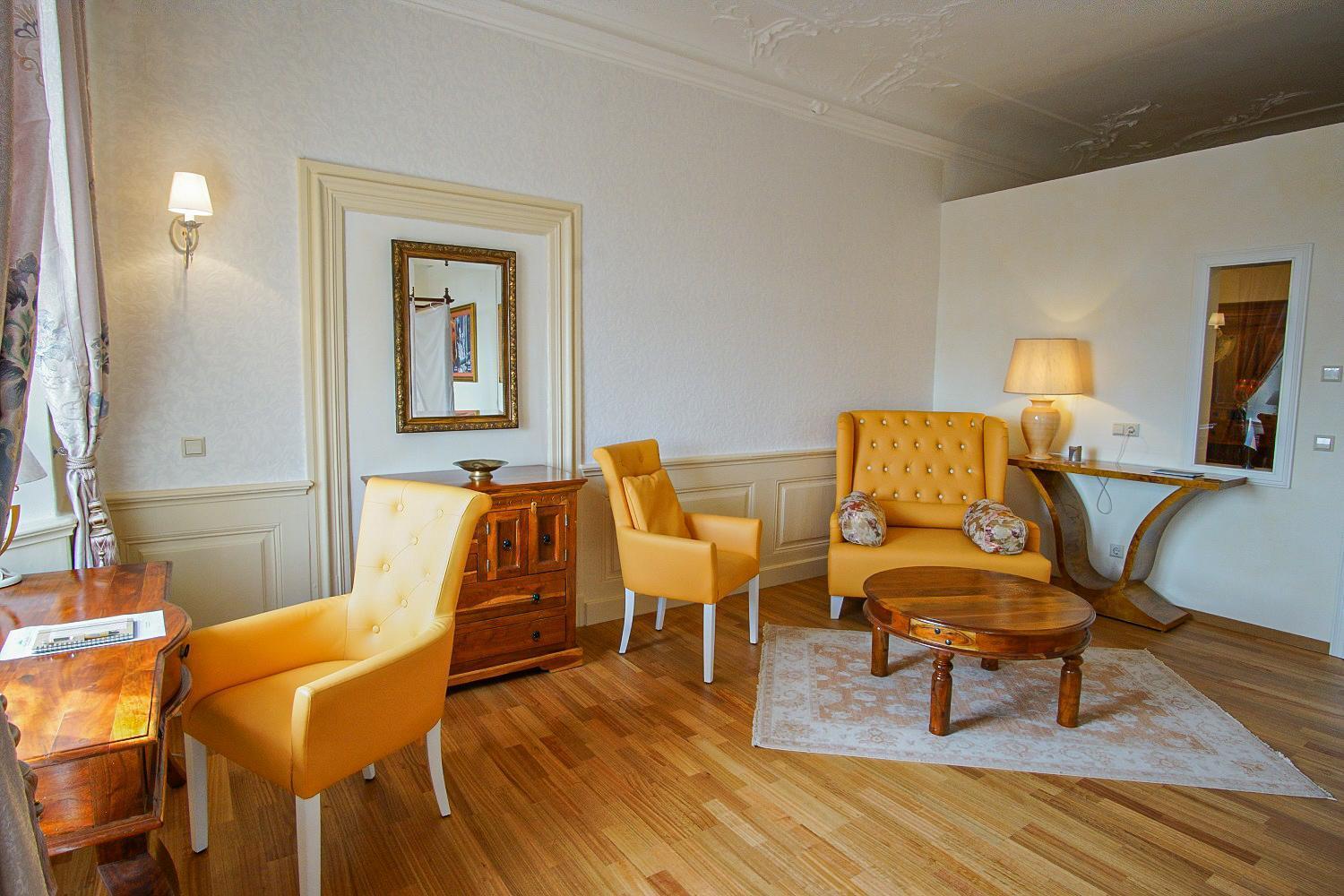 Hotel & Tagungszentrum Schloss Hohenfels Hohenfels  Esterno foto